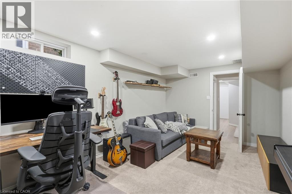 42 Kildonan Crescent Property Photo 36