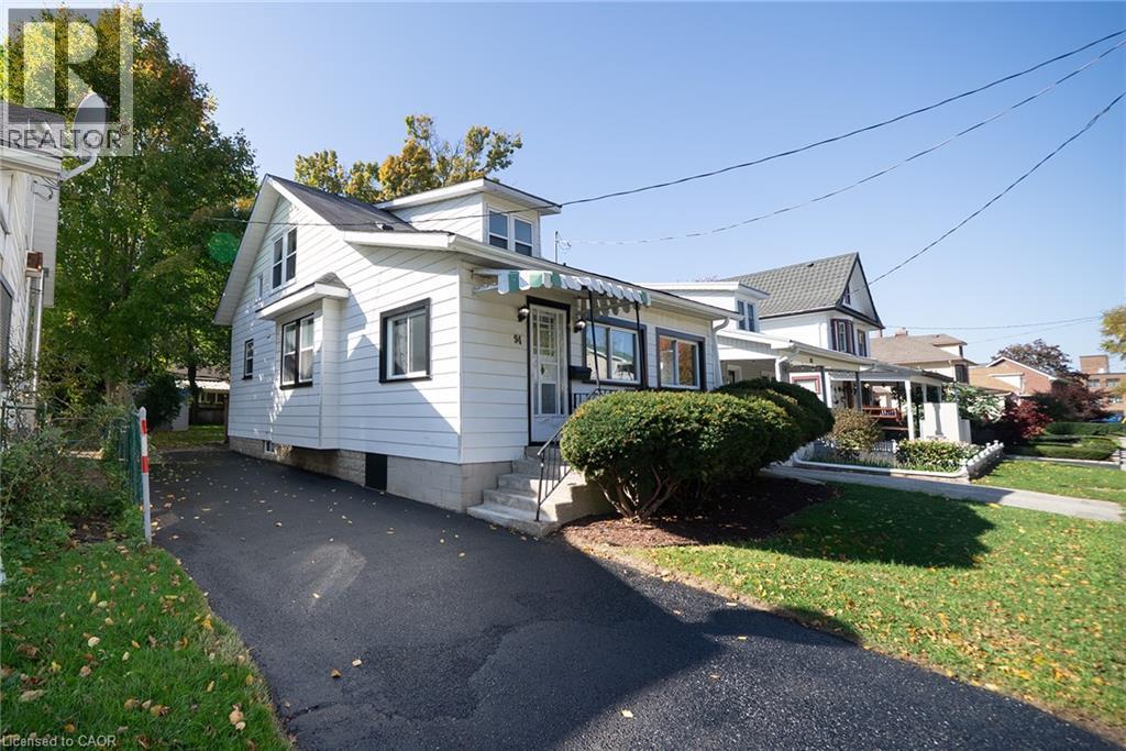 94 Brook Street Property Photo 1