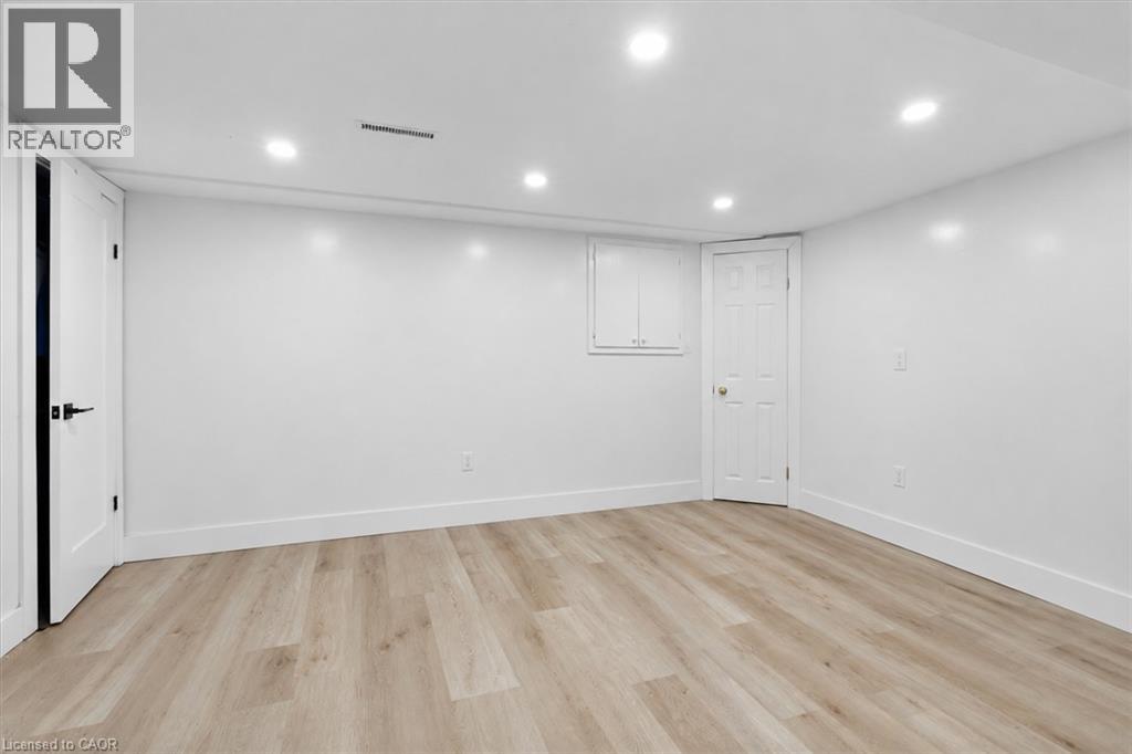 37 Lilacside Drive Property Photo 23