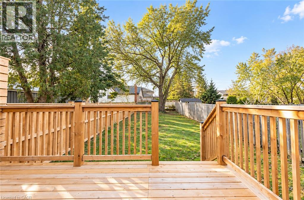174 Roxborough Avenue Unit# Upper Property Photo 18