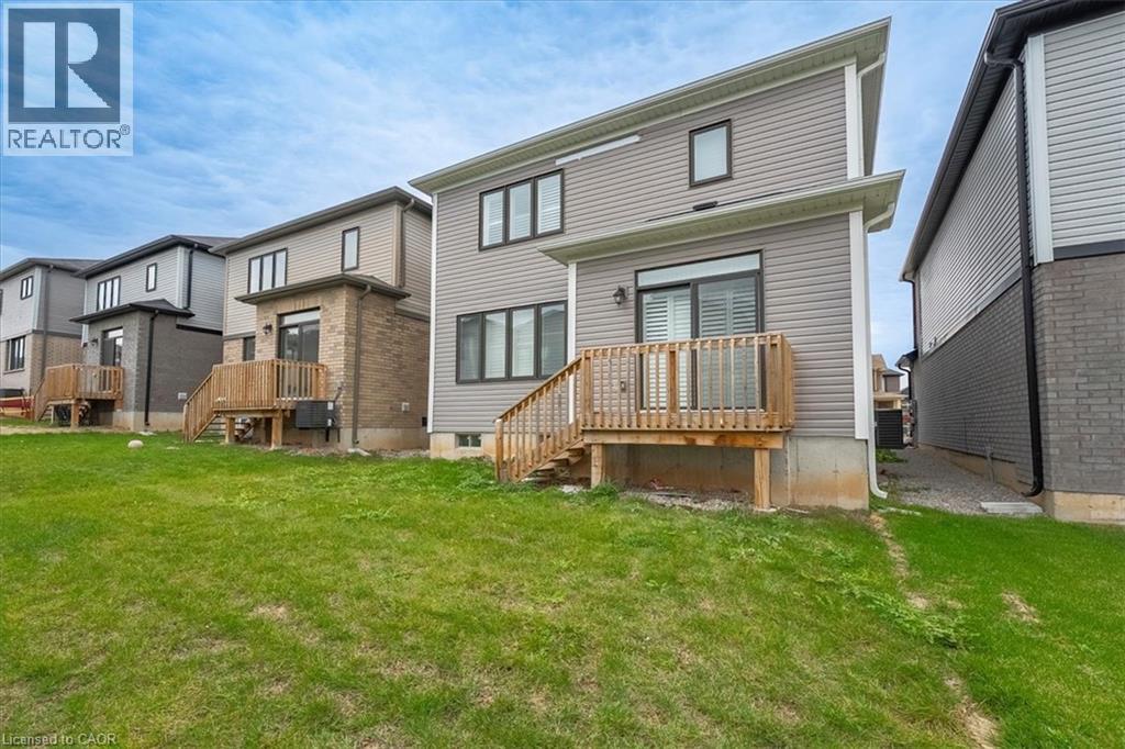 35 Santos Drive Property Photo 31