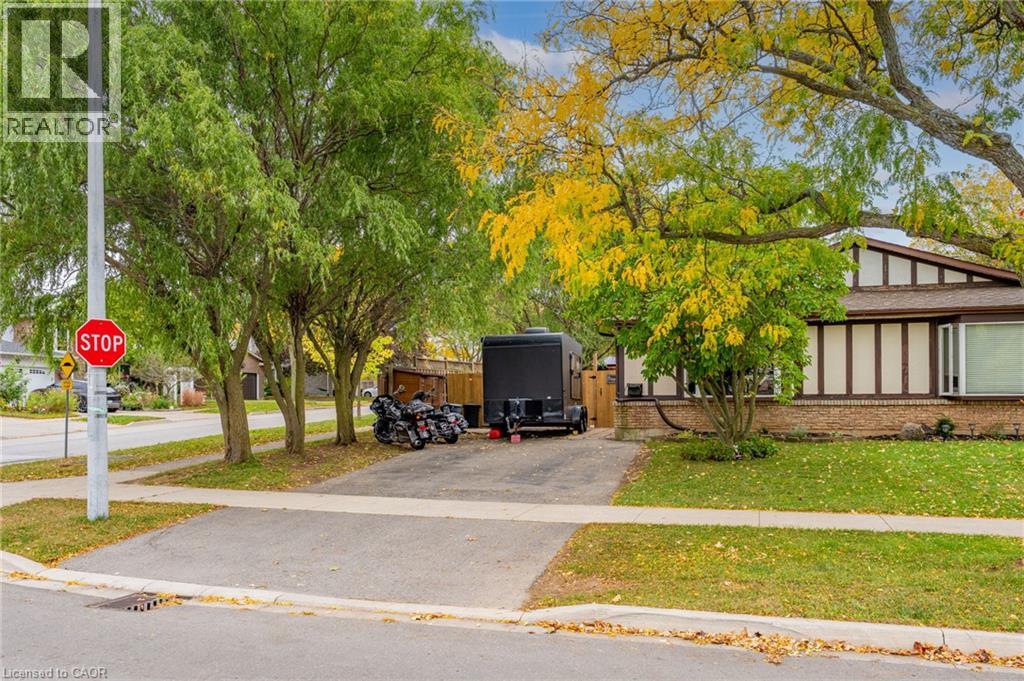 2324 Coldstream Drive Property Photo 3