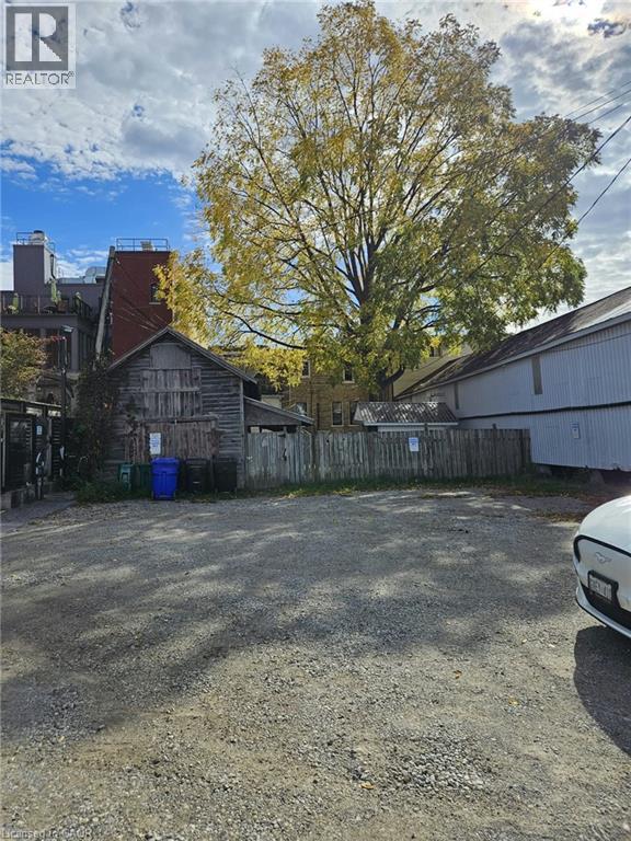 78 Huron Street Property Photo 12