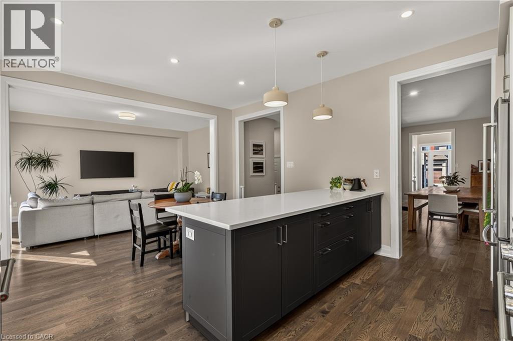 226 Midland Place Property Photo 12