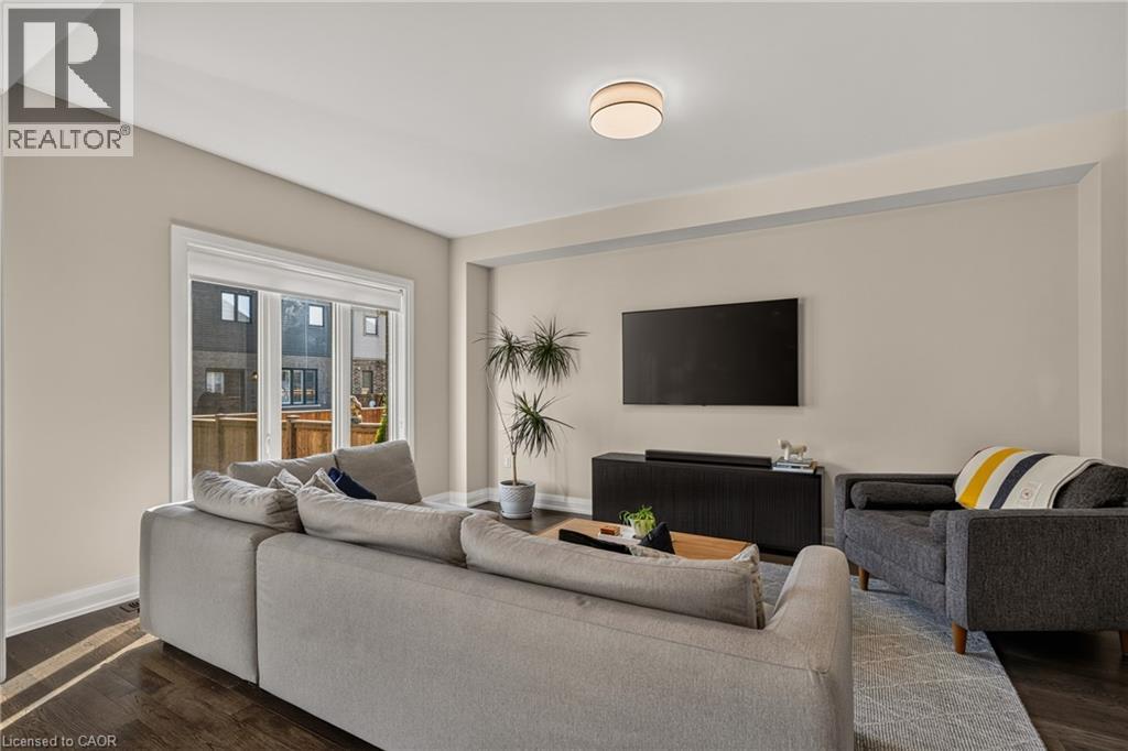 226 Midland Place Property Photo 14
