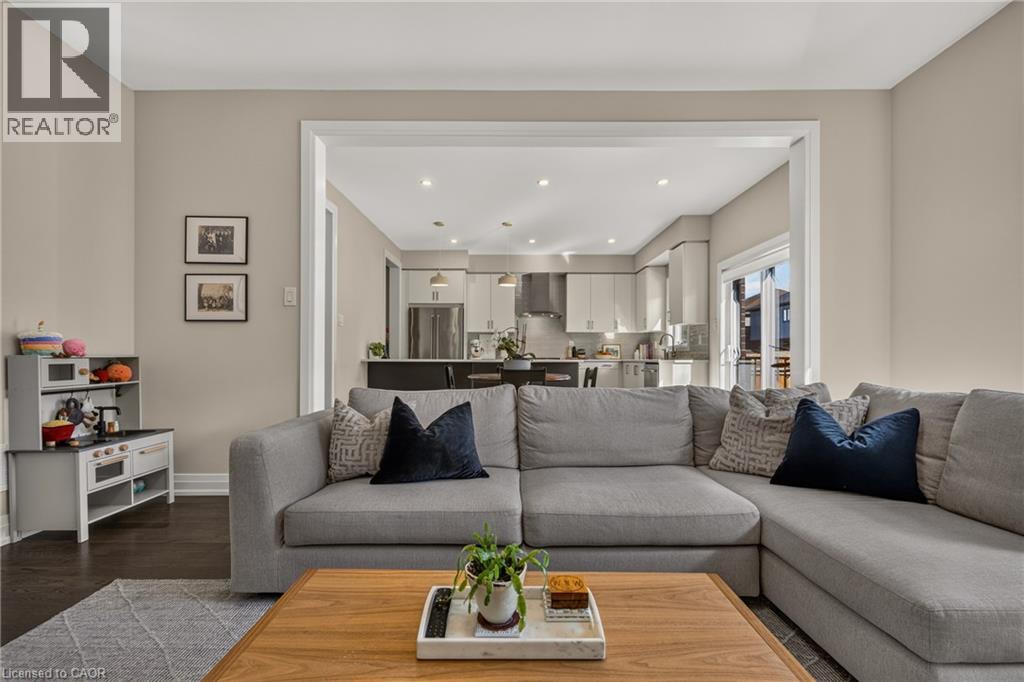 226 Midland Place Property Photo 17