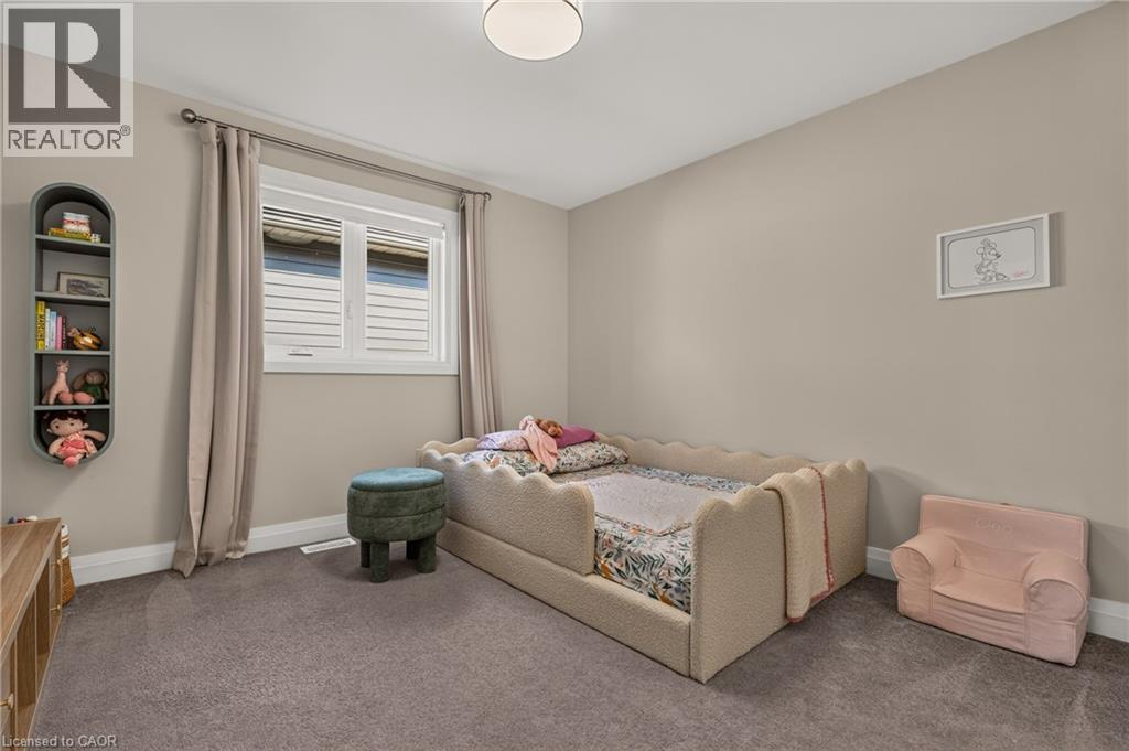 226 Midland Place Property Photo 19
