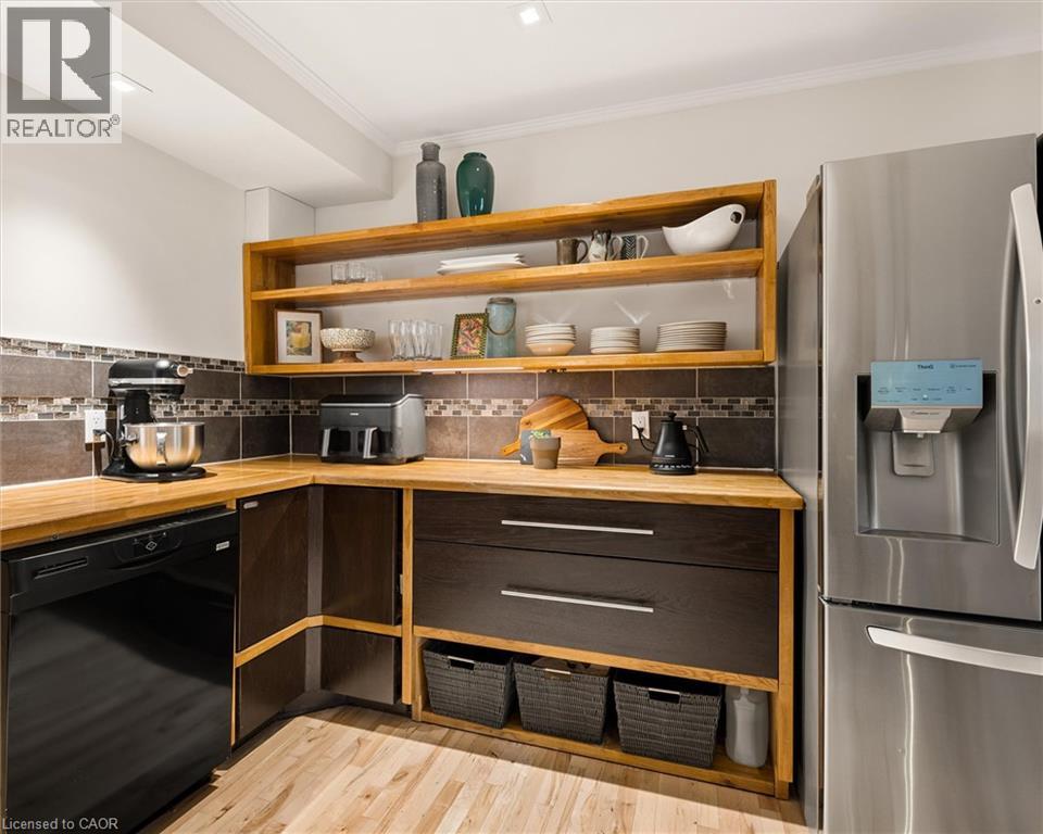 127 Gay Crescent Property Photo 17