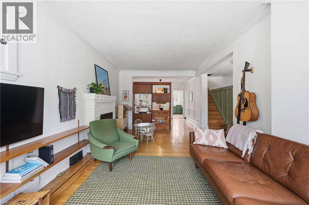 255 Ottawa Street S Property Photo 11