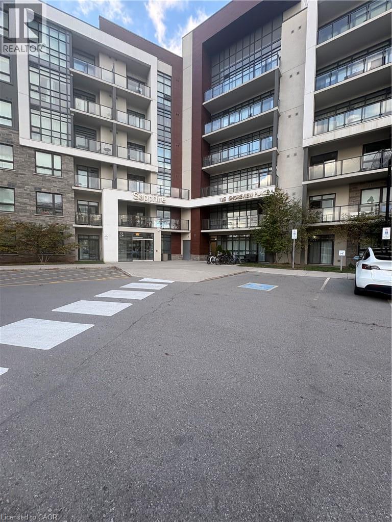 125 Shoreview Place Unit# 522 Property Photo 1