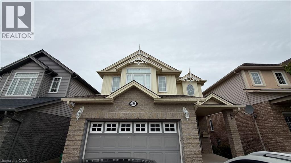388 Thomas Slee Drive Property Photo 1