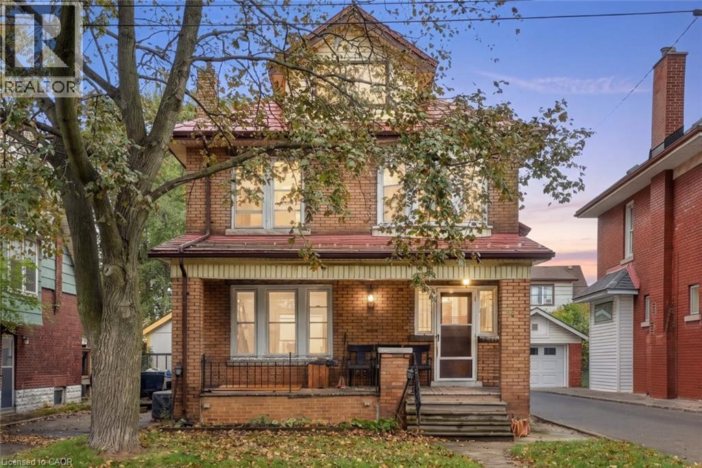 58 Connaught Avenue S Property Photo 1