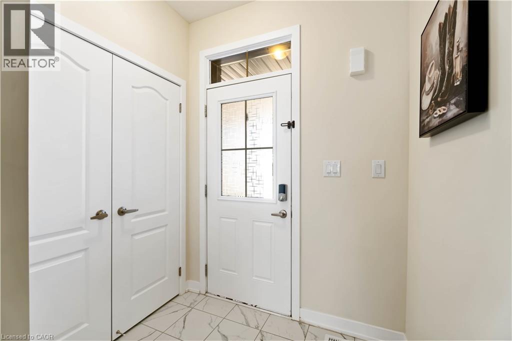 10 Lemon Avenue Property Photo 3