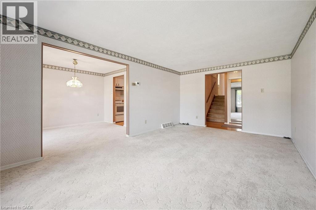 43 Lewis Crescent Property Photo 13