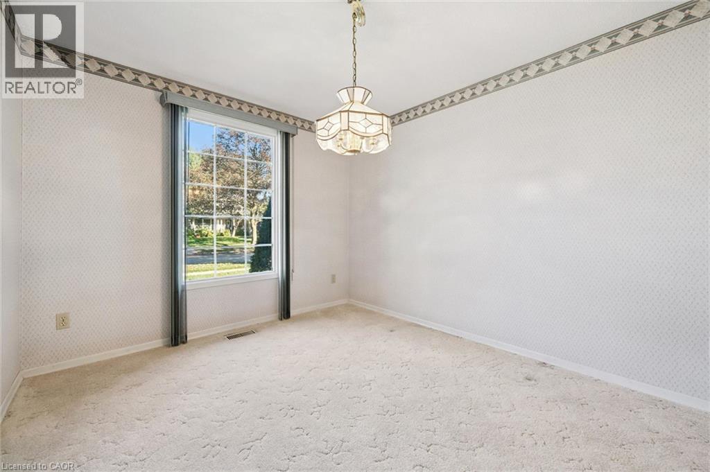 43 Lewis Crescent Property Photo 15