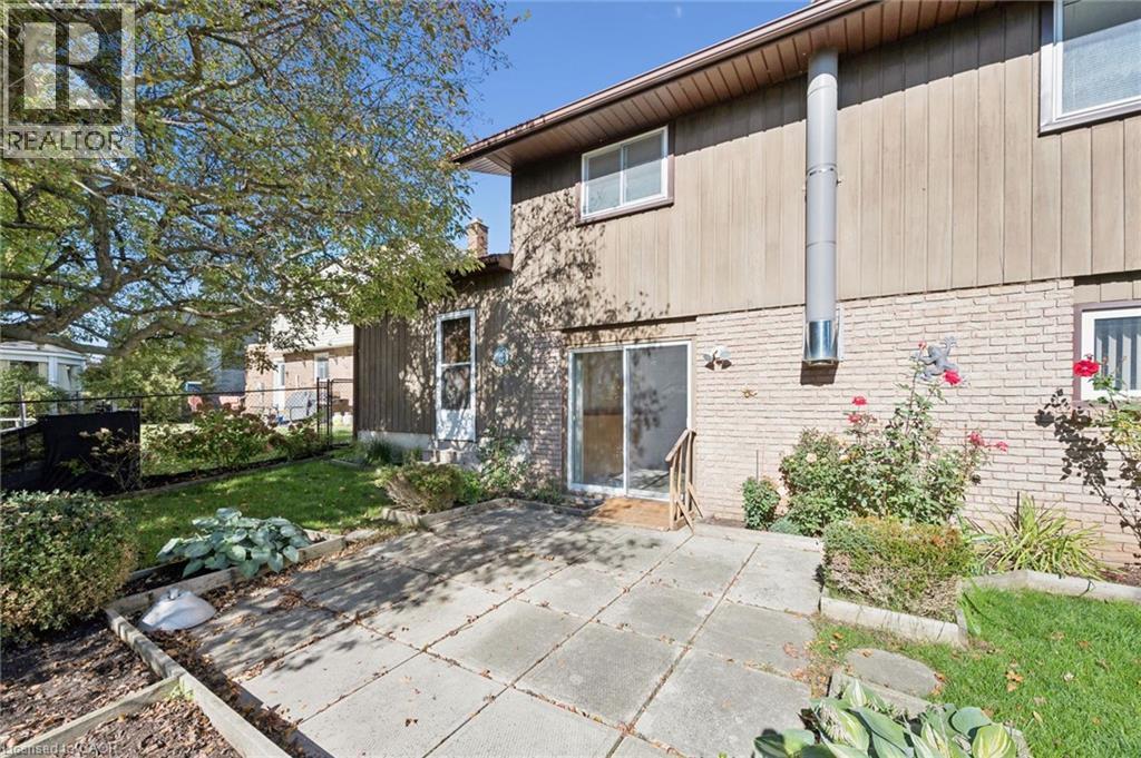 43 Lewis Crescent Property Photo 30