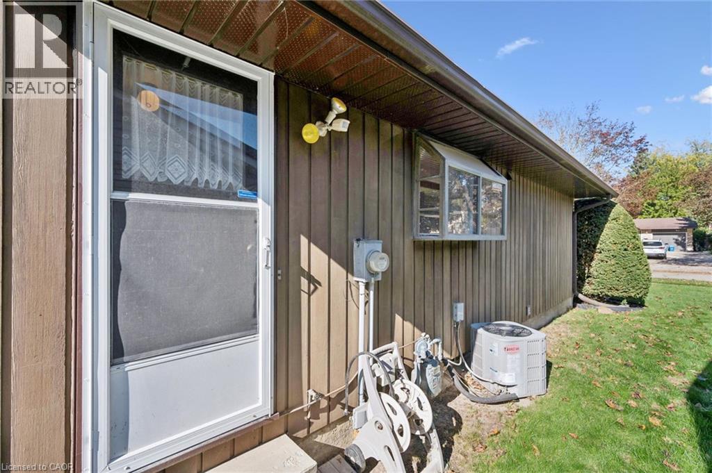 43 Lewis Crescent Property Photo 31