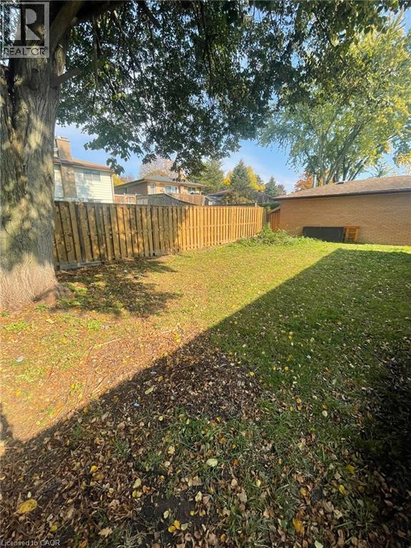 190 Cedarvale Crescent Unit# Lower Property Photo 7