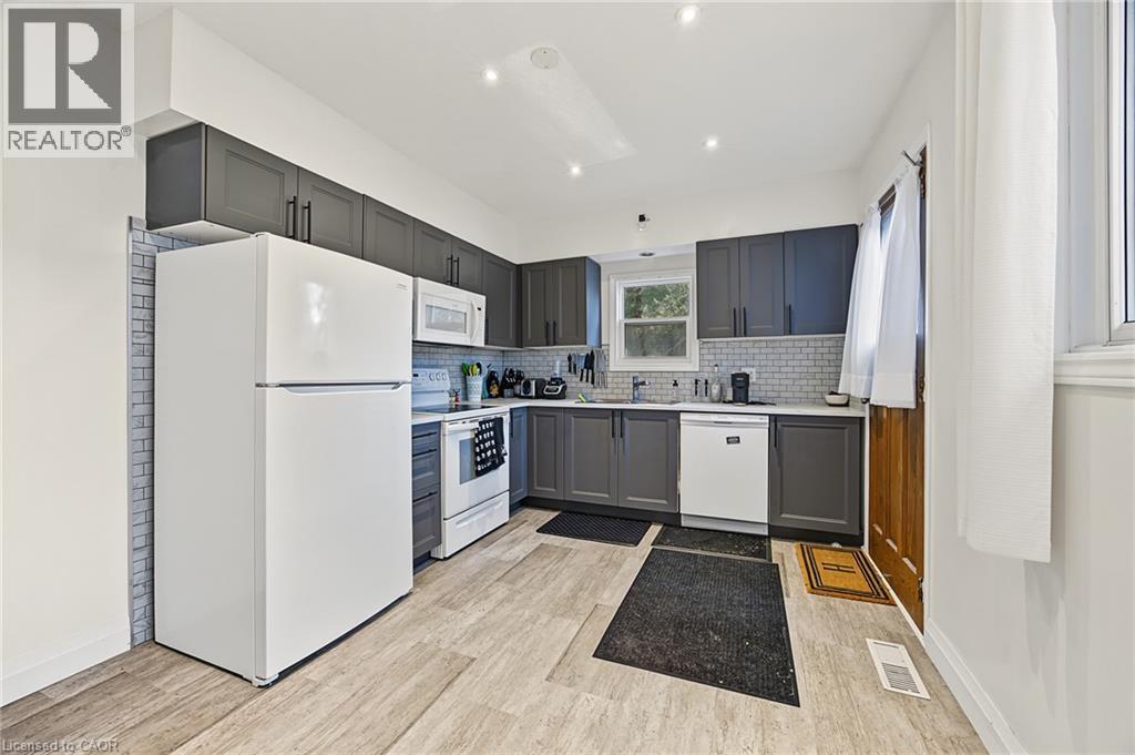 190 Jacob Street Property Photo 10