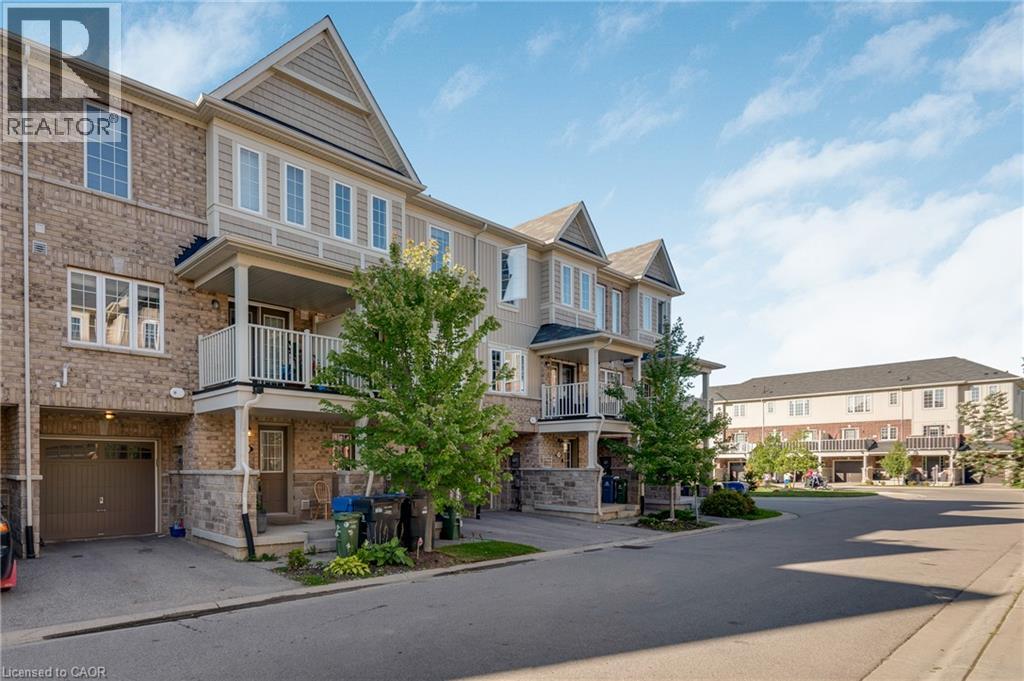 88 Decorso Drive Unit# 80 Property Photo 4