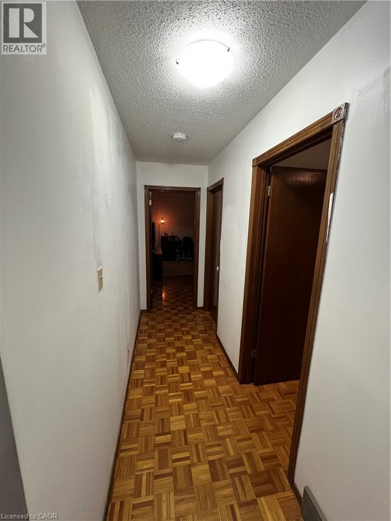 1834 Coronation Boulevard Property Photo 8