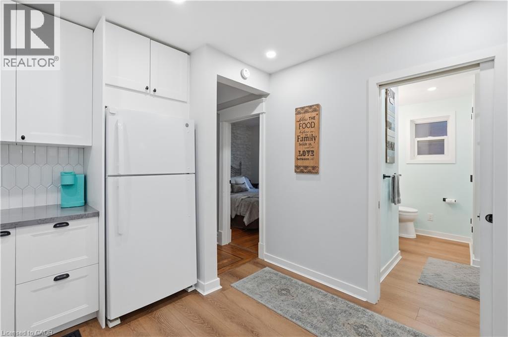 90 London Street N Property Photo 19