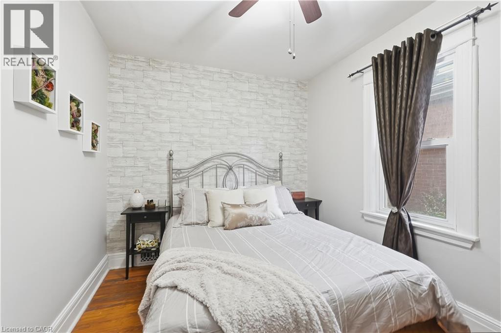 90 London Street N Property Photo 27