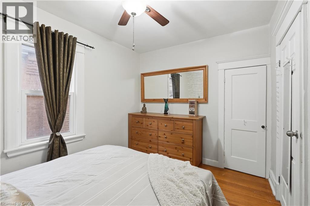 90 London Street N Property Photo 29