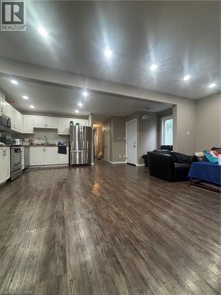 138 Heiman Street Unit# Upper Property Photo 10