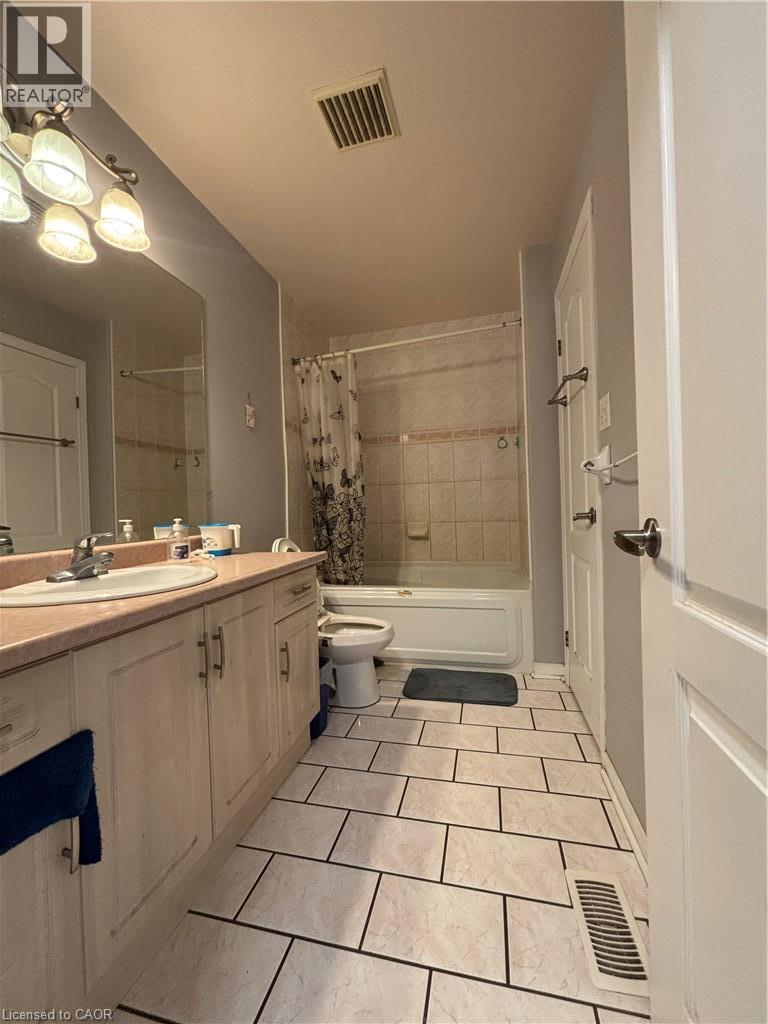 138 Heiman Street Unit# Upper Property Photo 17