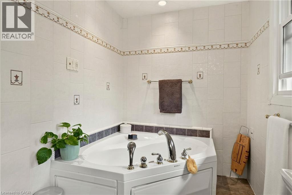 29 Woodside Drive Property Photo 27