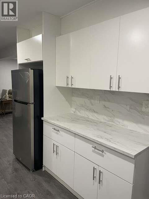 9 Pursel Street Property Photo 10