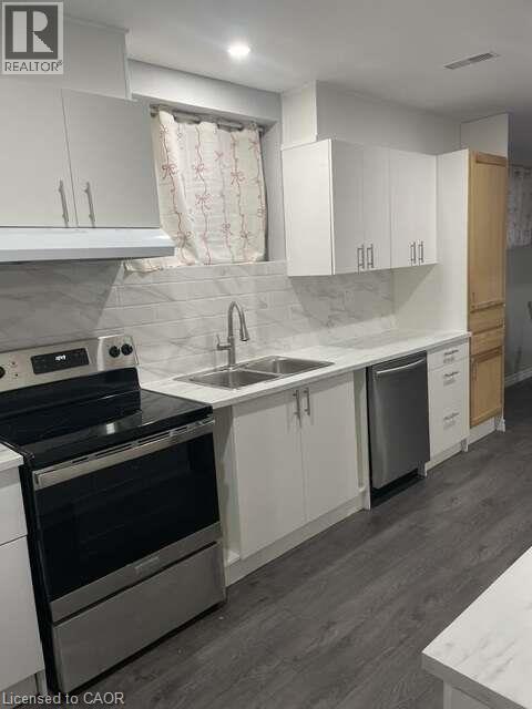 9 Pursel Street Property Photo 13