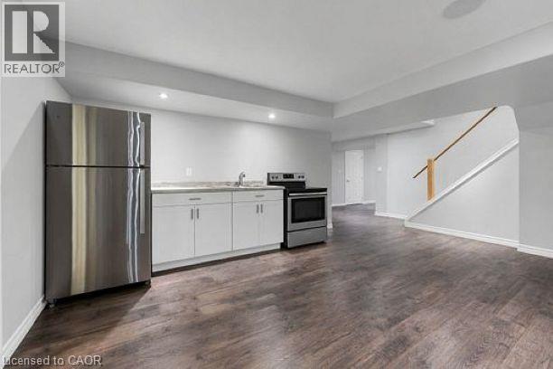 159 Valera Drive Unit# Lower Property Photo 5