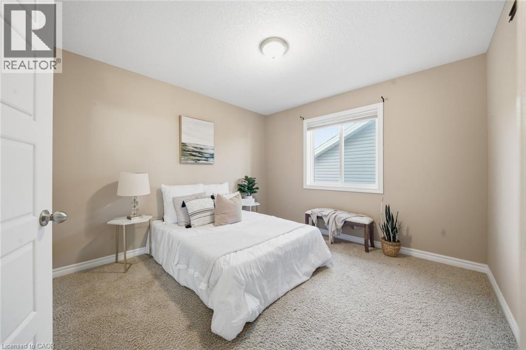 24 Hollingshead Road Property Photo 23