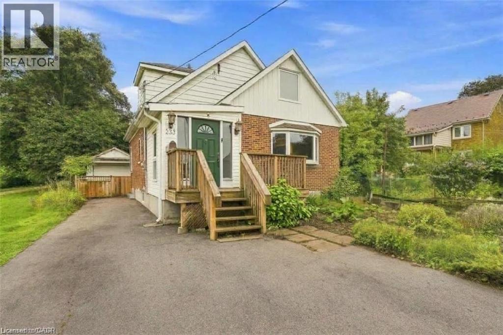 233 Mansion Street Property Photo 1