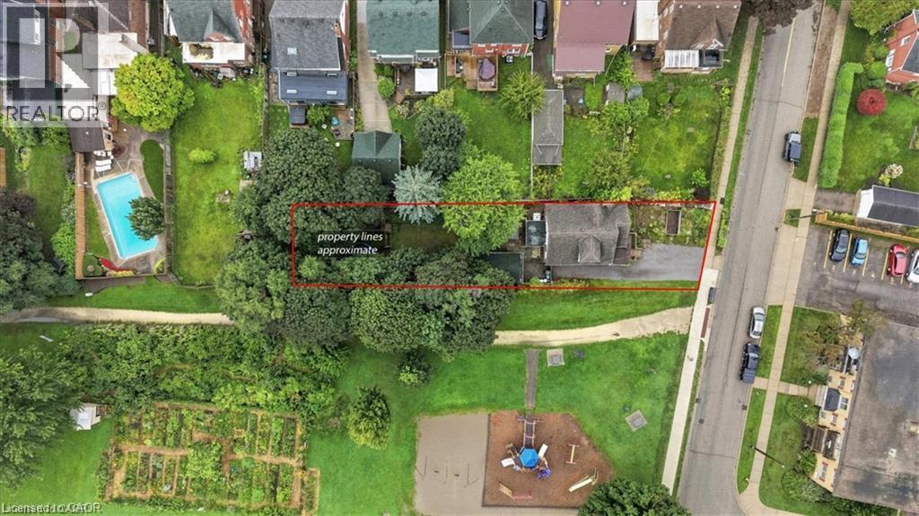 233 Mansion Street Property Photo 2