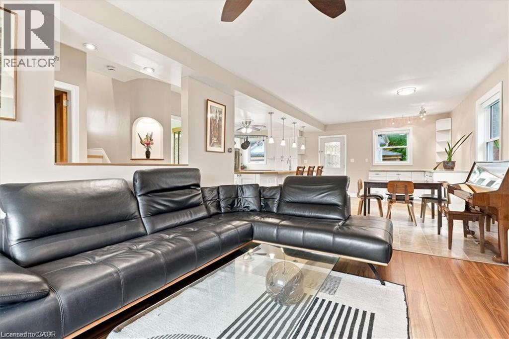 233 Mansion Street Property Photo 7