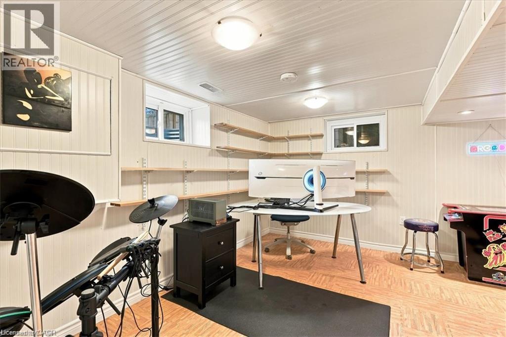 233 Mansion Street Property Photo 16