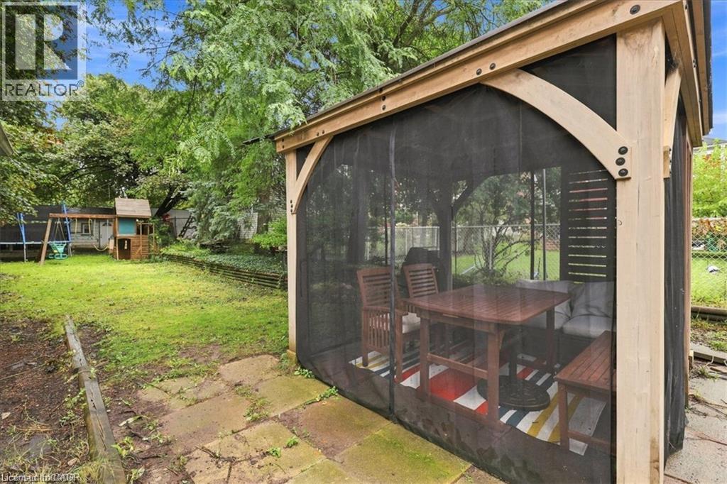 233 Mansion Street Property Photo 17