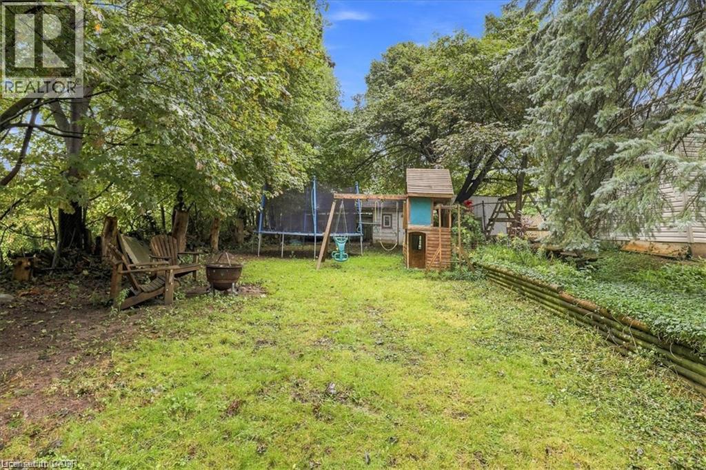 233 Mansion Street Property Photo 18