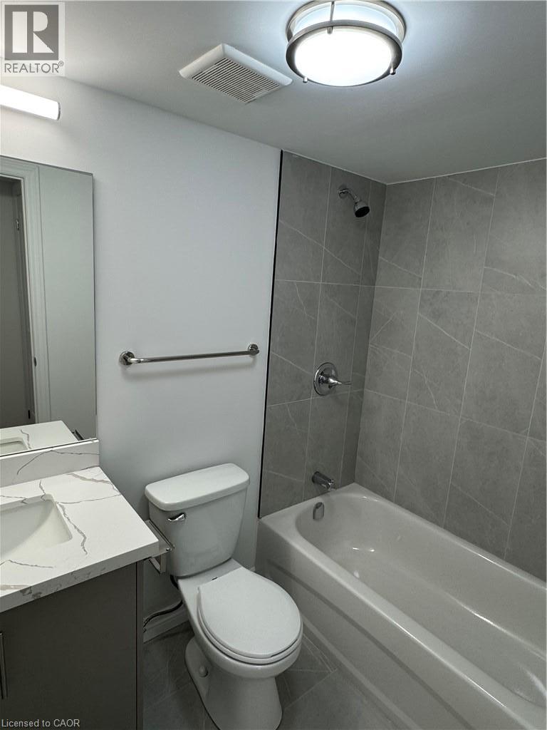 12 Suncrest Lane Unit# 207 Property Photo 9