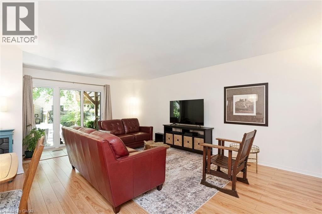 2055 Walkers Line Unit# 117 Property Photo 14