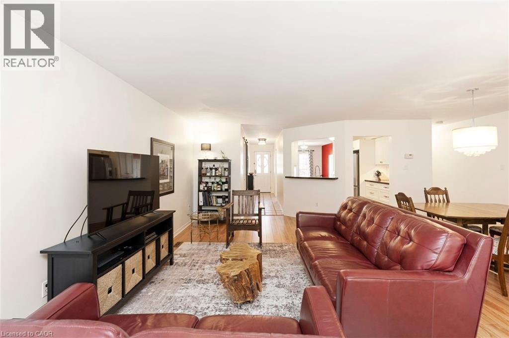 2055 Walkers Line Unit# 117 Property Photo 15