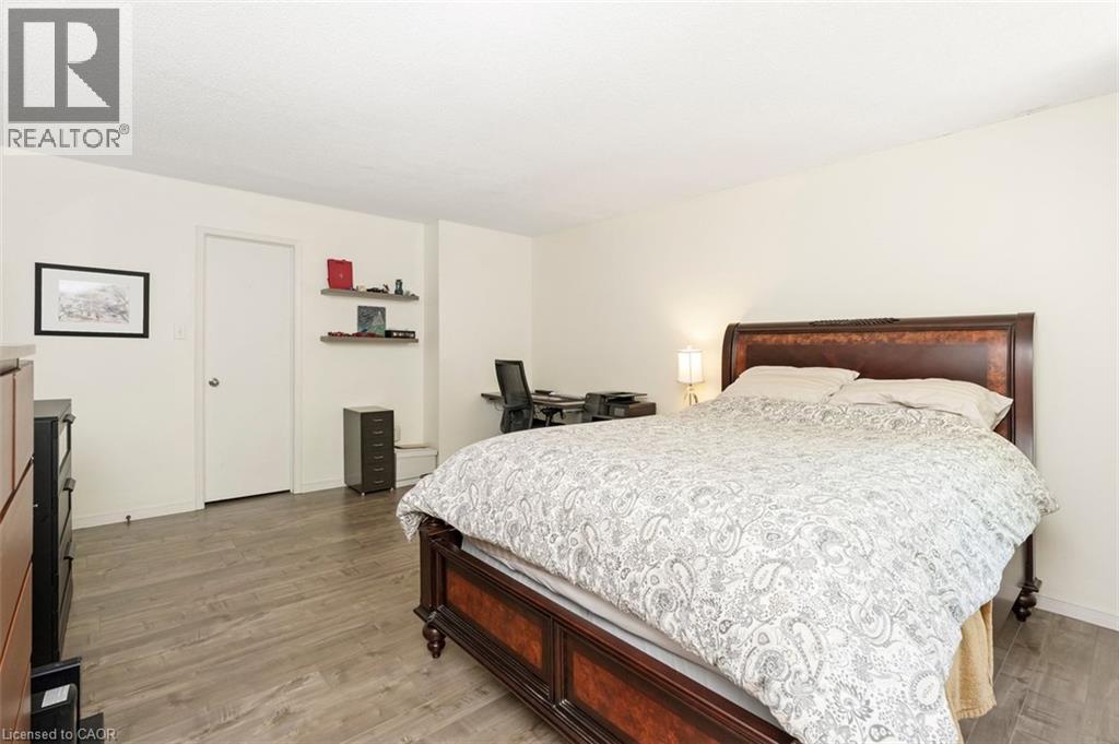 2055 Walkers Line Unit# 117 Property Photo 19