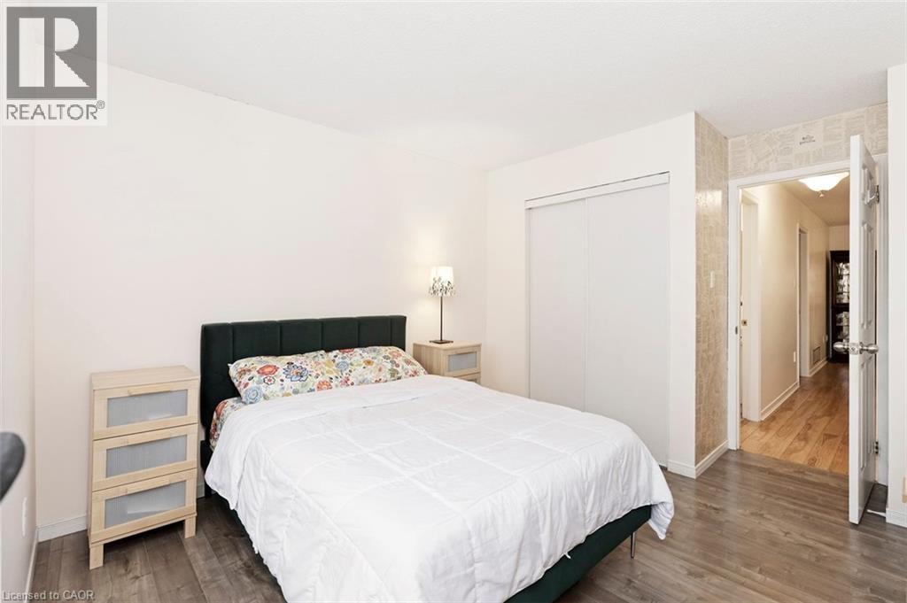 2055 Walkers Line Unit# 117 Property Photo 22