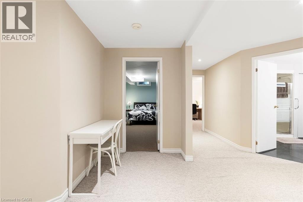 2055 Walkers Line Unit# 117 Property Photo 29