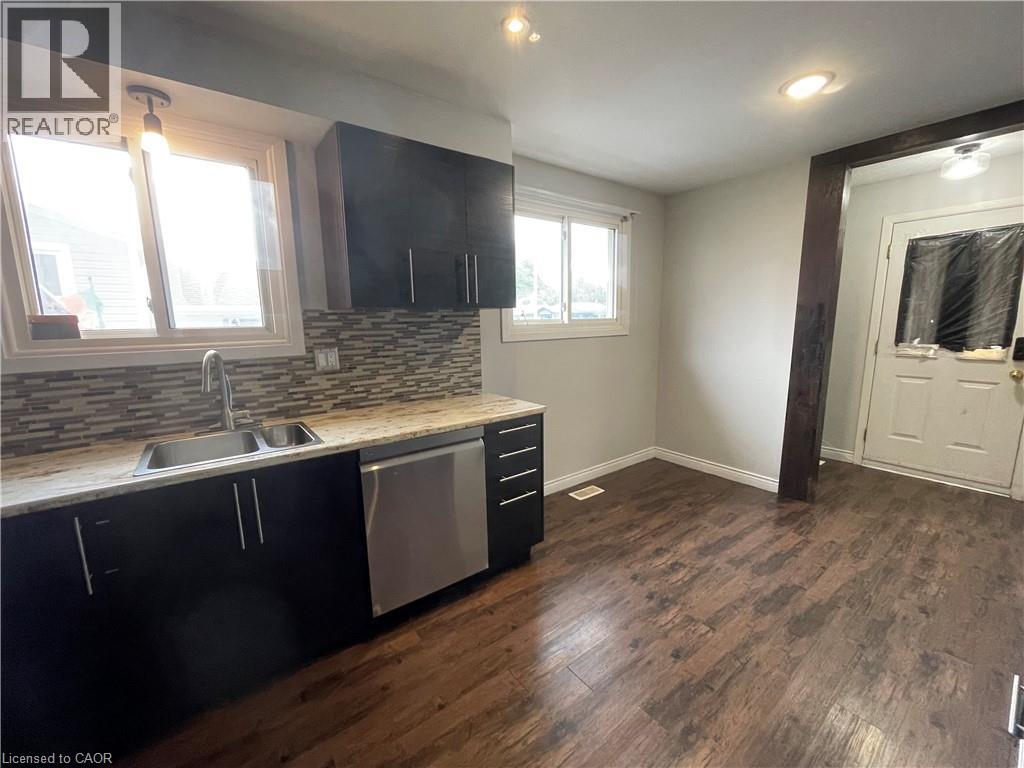 33 Behan Street Property Photo 4