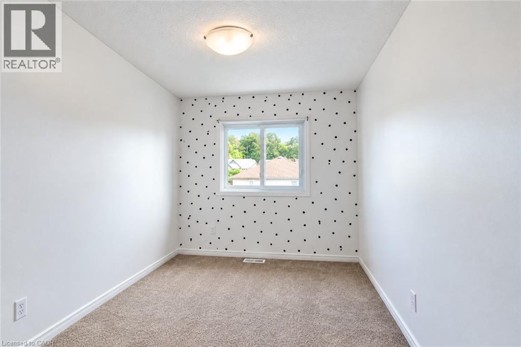 699 Laurelwood Drive Property Photo 14