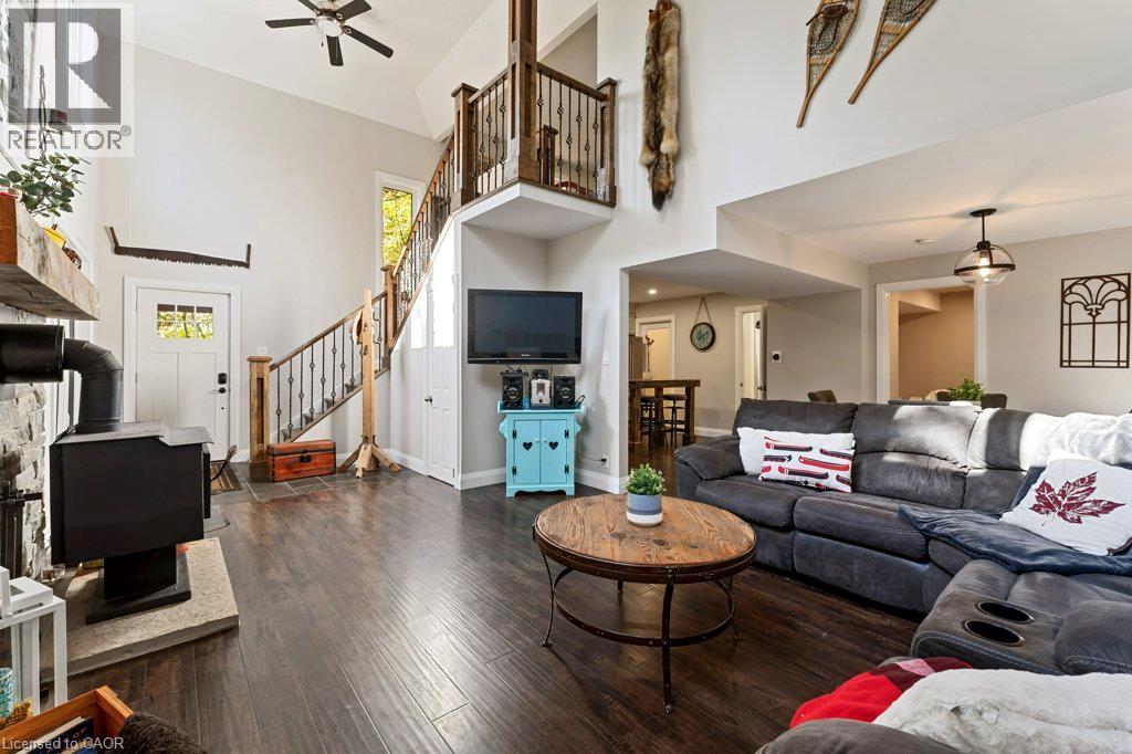 8 15th Avenue Property Photo 7